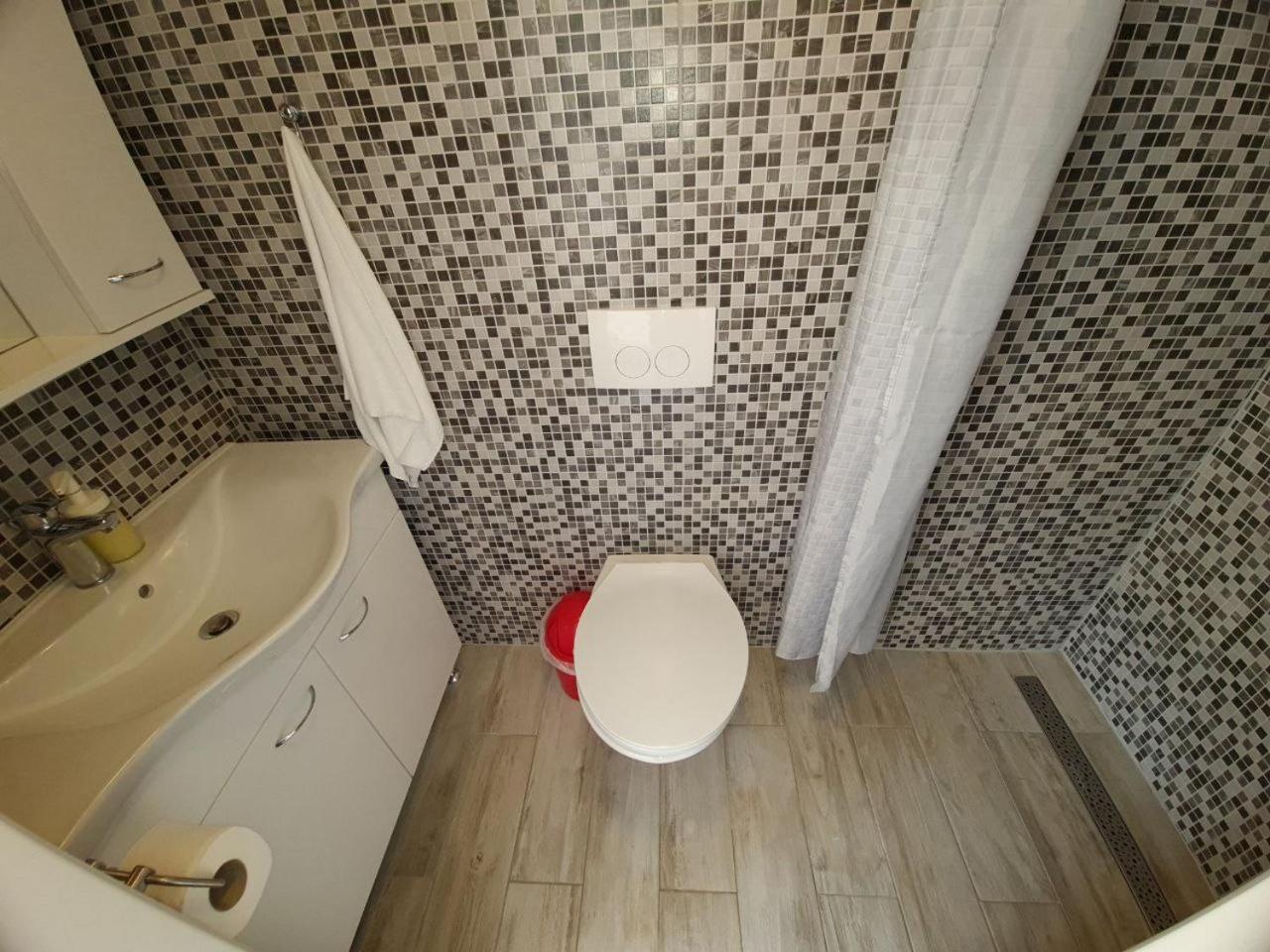 Eden Apartment Kornić Εξωτερικό φωτογραφία